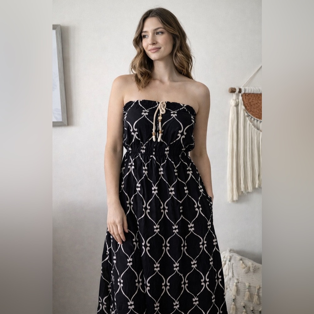 Gap Black White Strapless Maxi Dress with Pockets